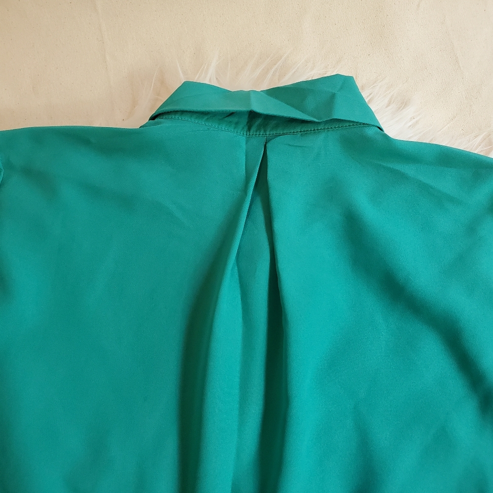 Turqoise Button-Up Top - Picture 6 of 10